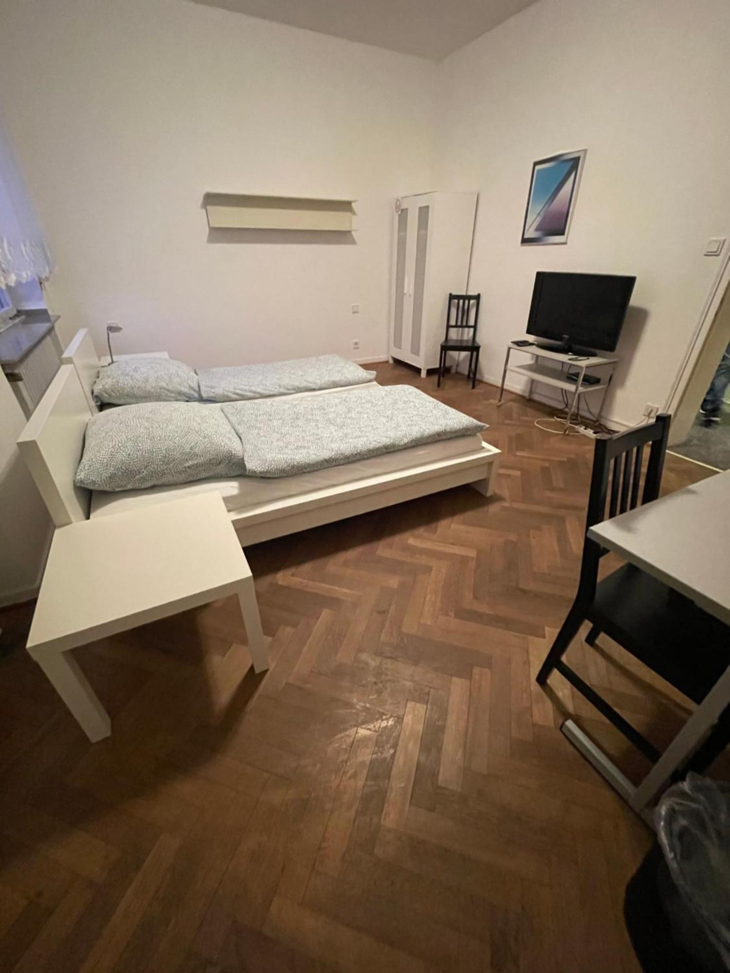 Hotel Am Stadion Leverkusen Zimmer foto